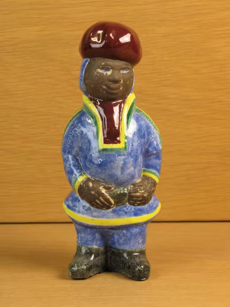 figure "same" man 4356