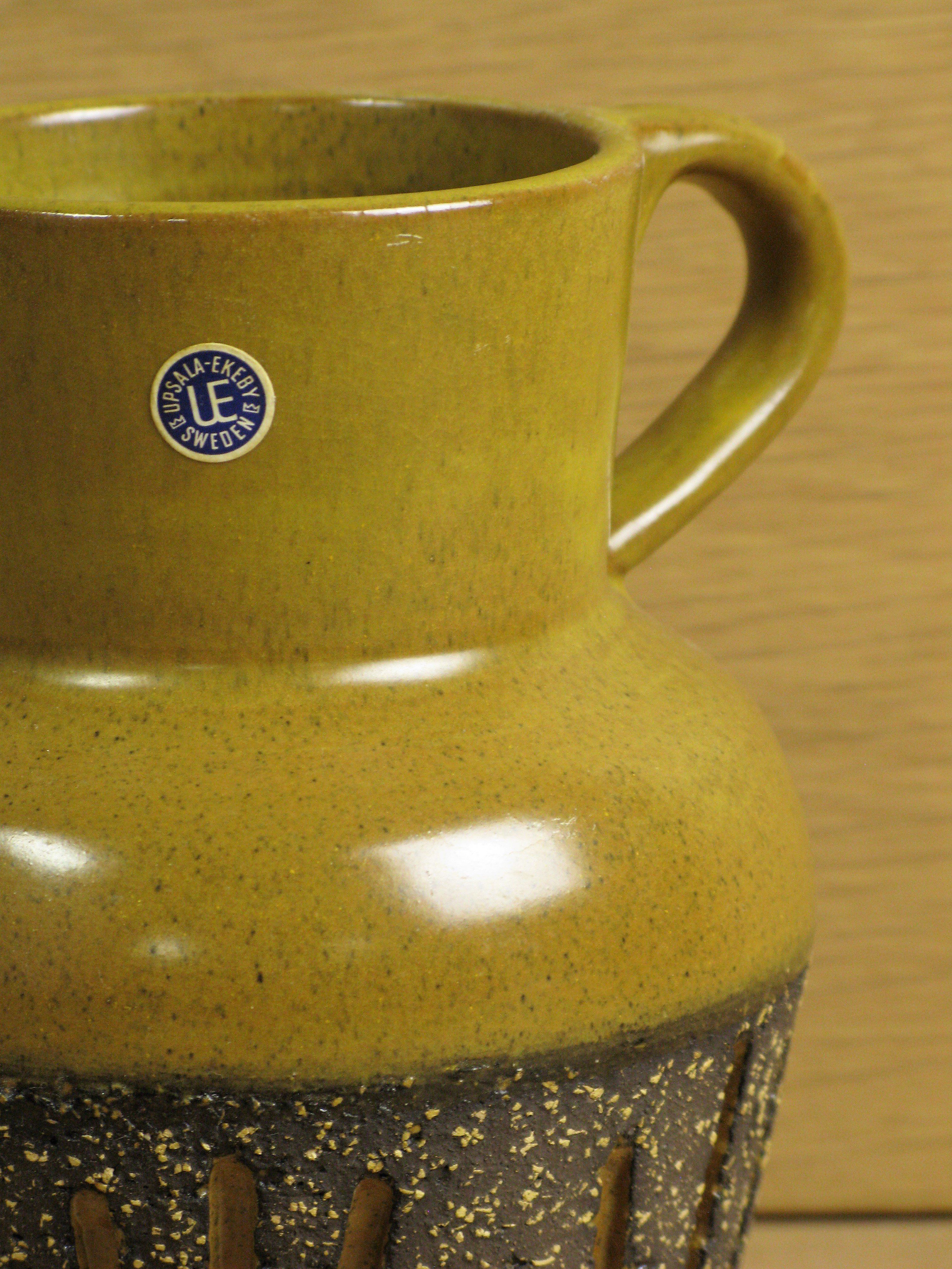 Yellow Tokyo vase 4073m