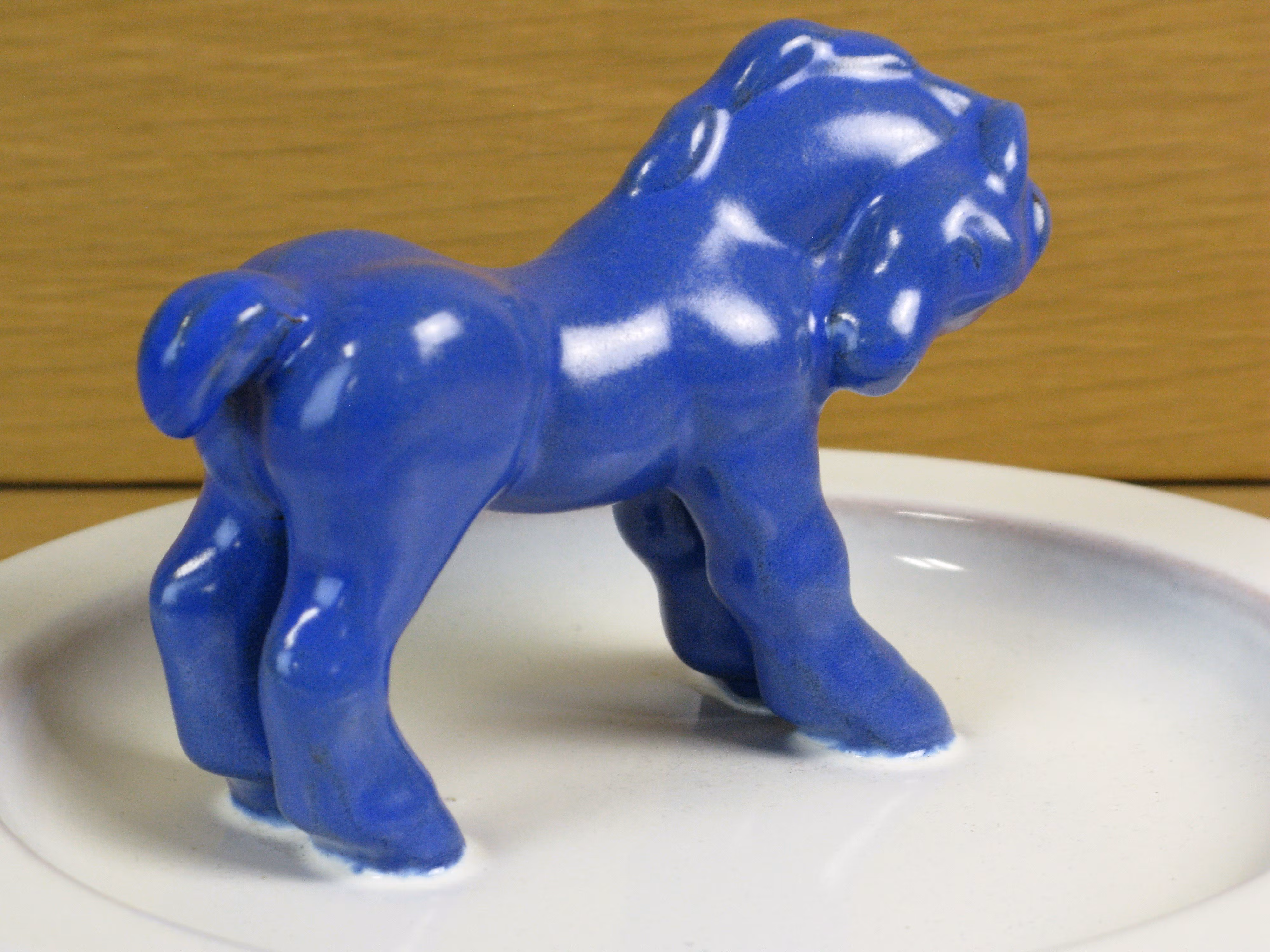 blue horse in ashtray 46