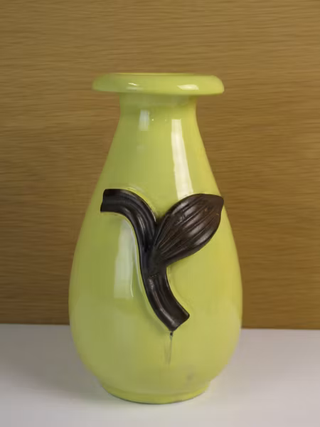yellow/brown vase 436