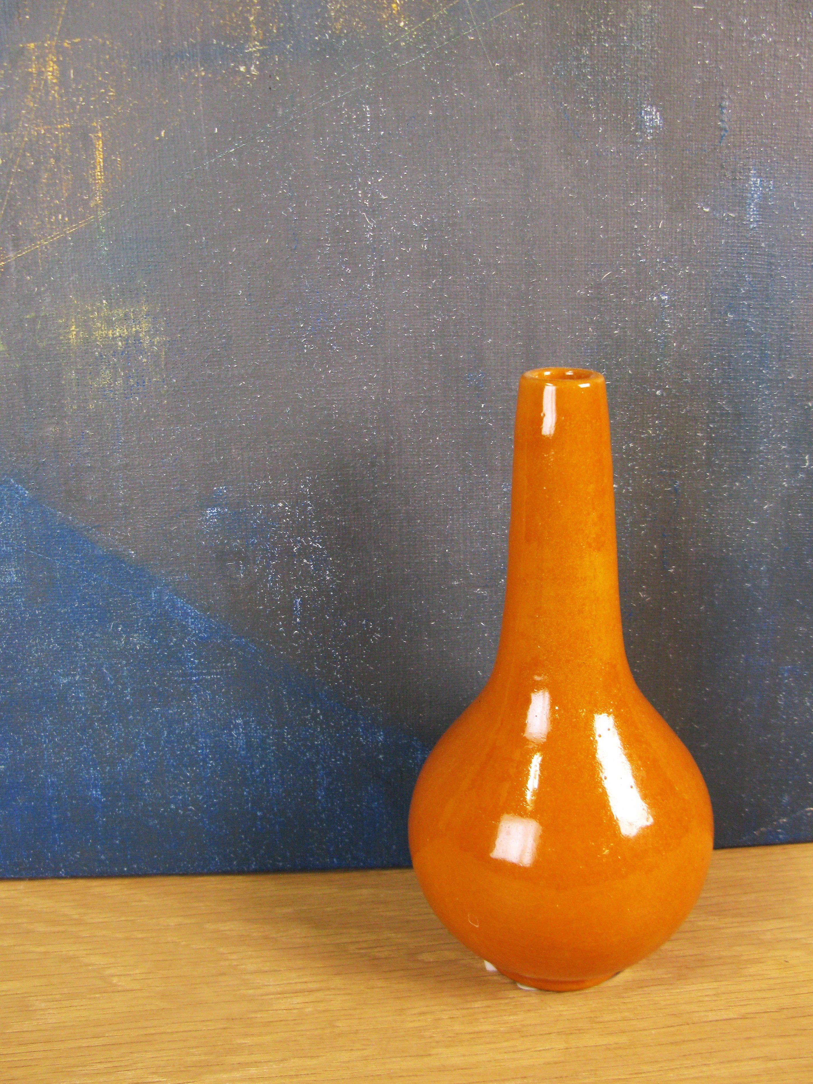 terracotta vase 394