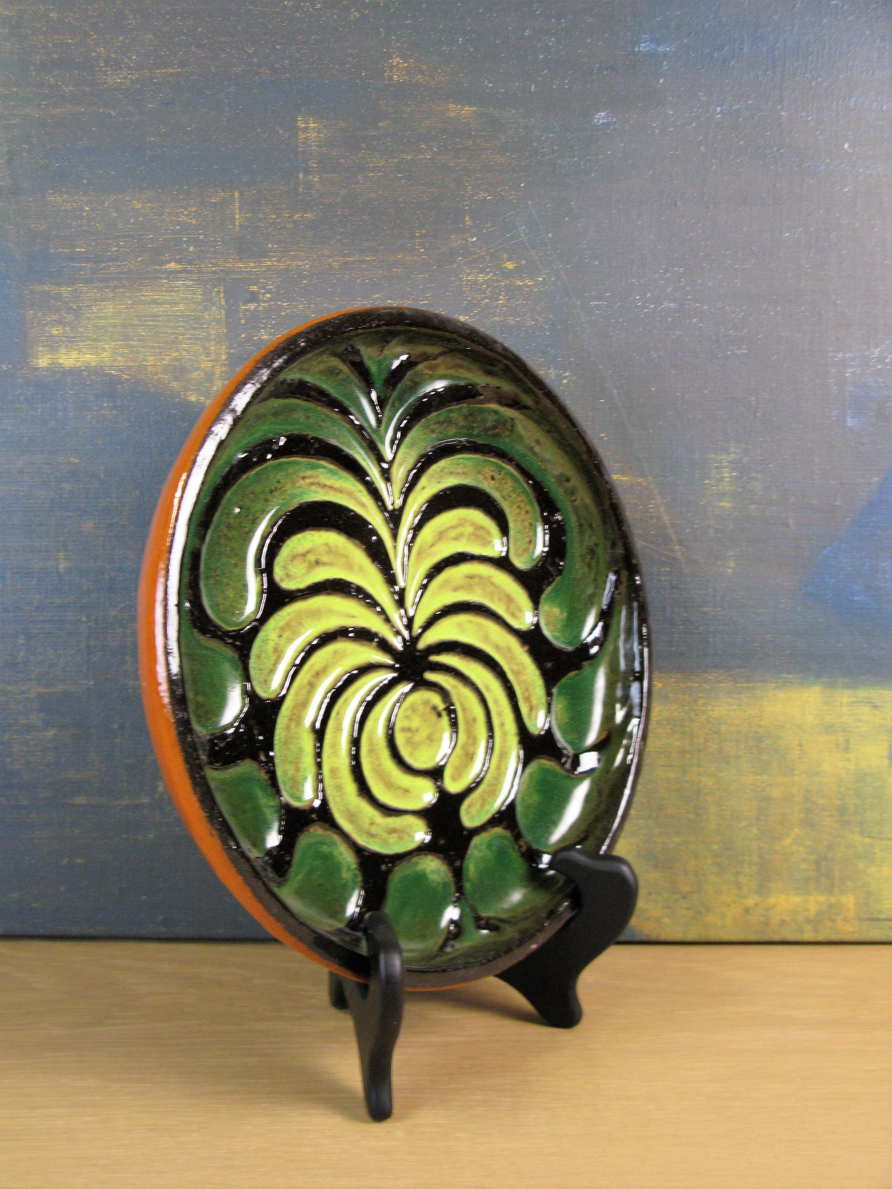 green/orange plate 0187t