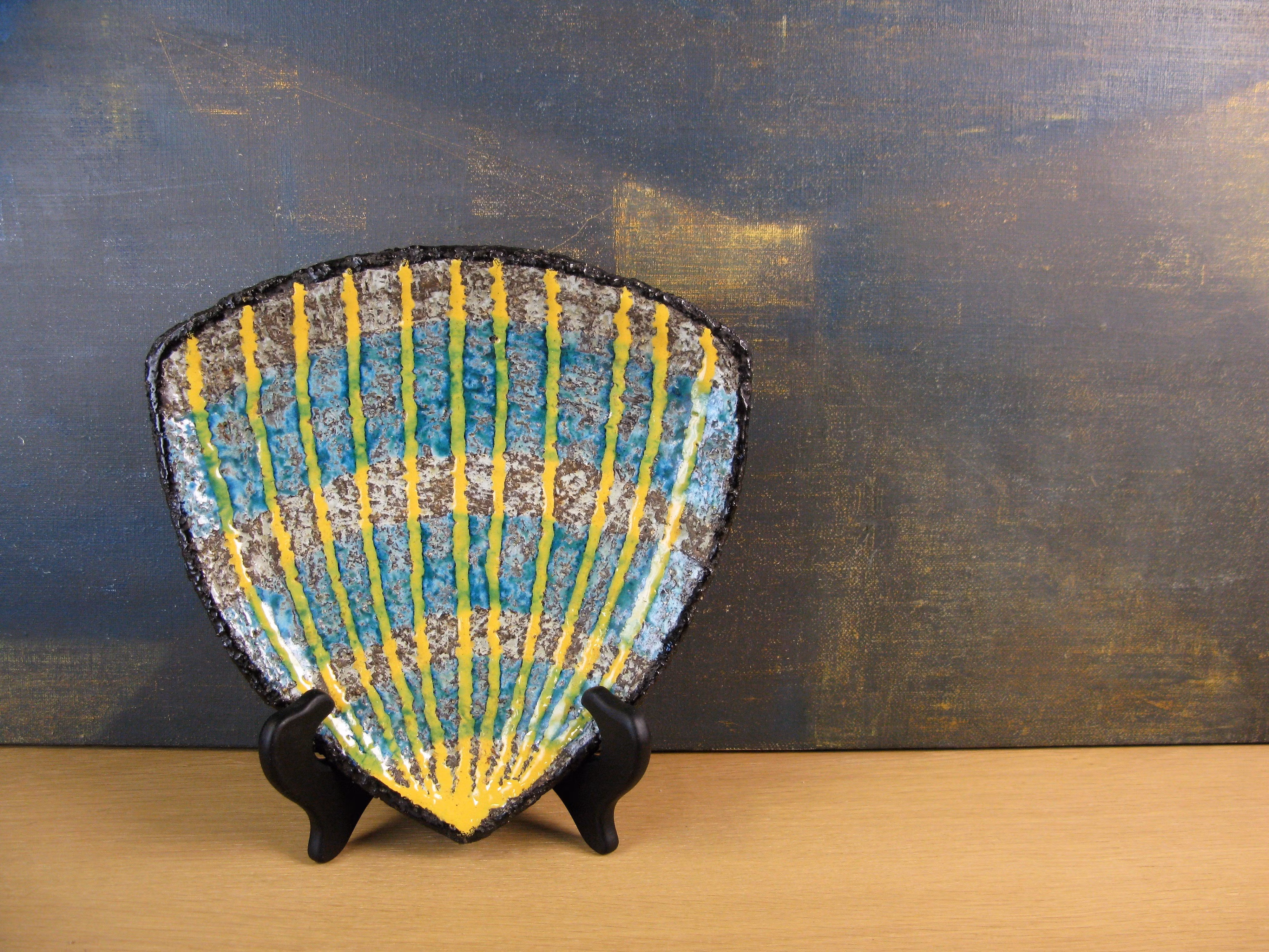 striped fiorella plate 2349
