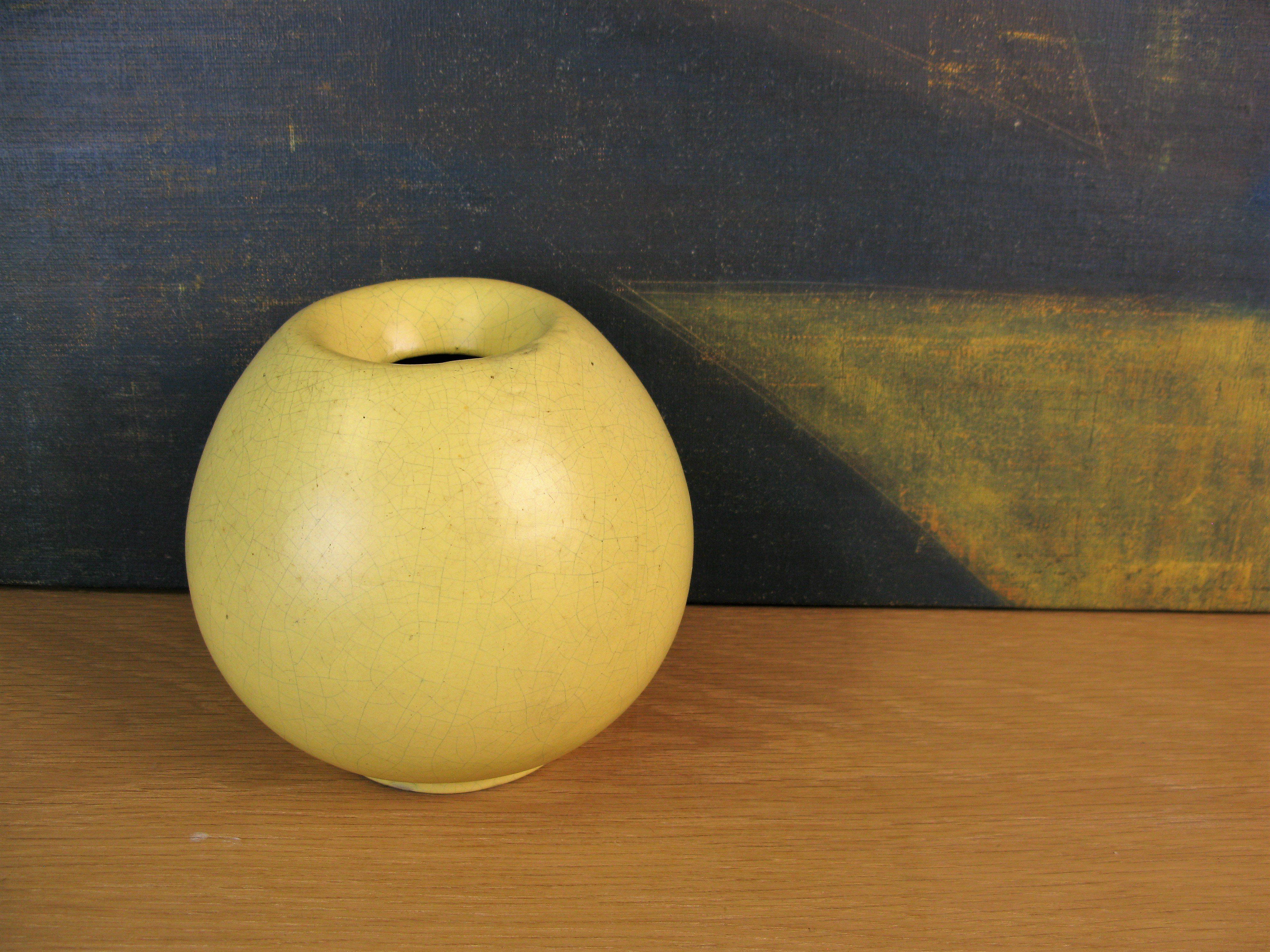 yellow craquelure vase 5079