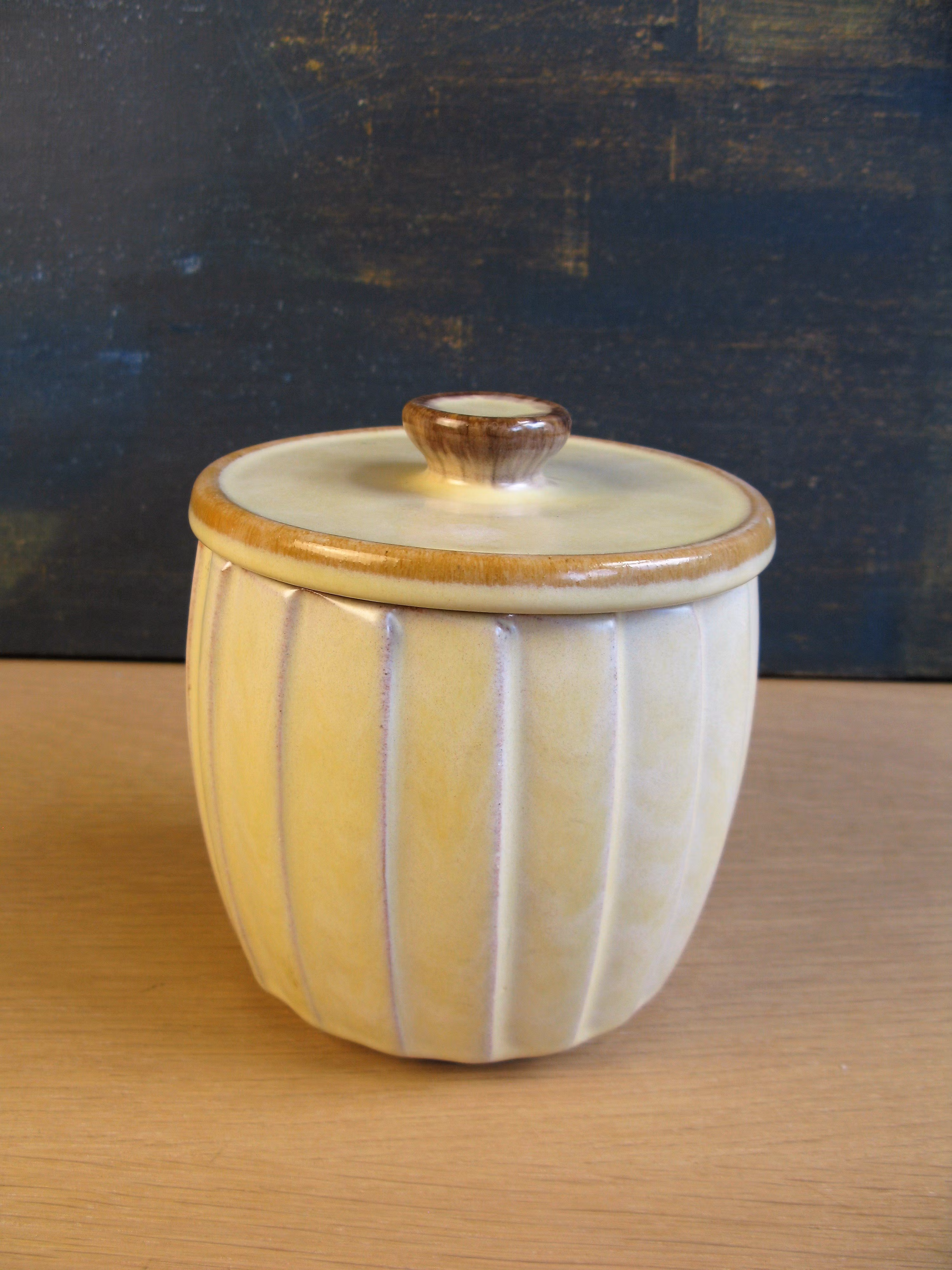 vanilla relief tobacco jar
