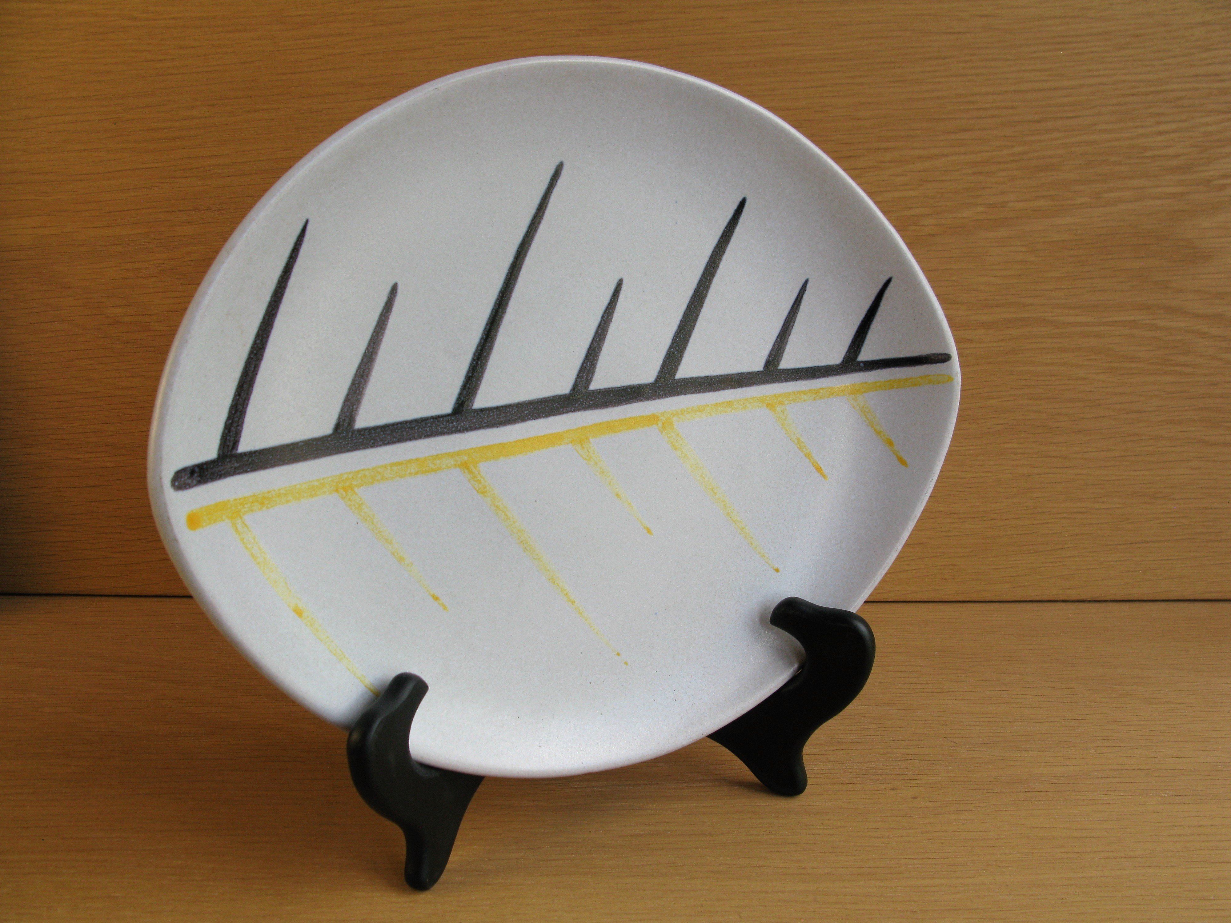 grey/black/yellow poäng plate 5091 sold