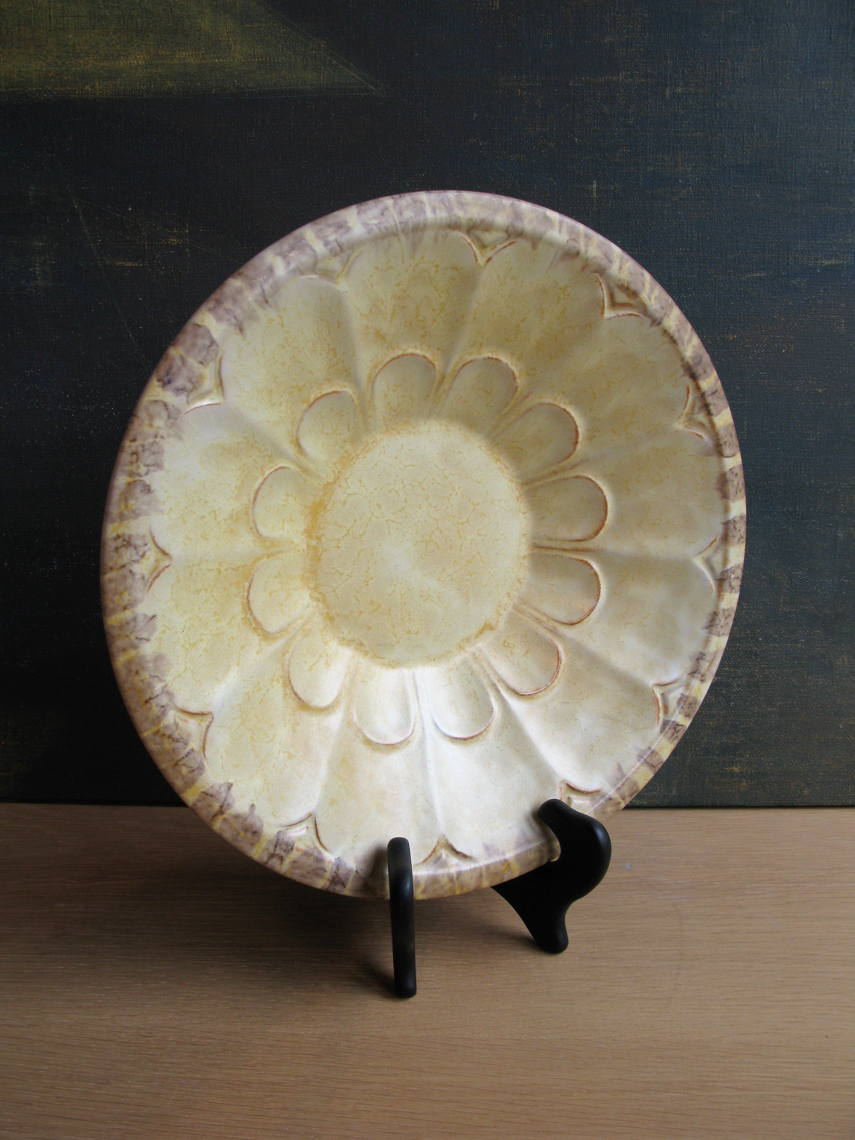 brownish bowl 3246