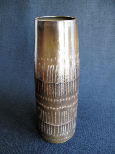 brown stripa vase 9043