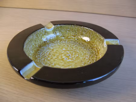 yellow/brown ashtray 4528