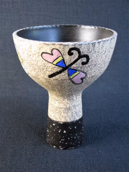 manana vase 4319 sold