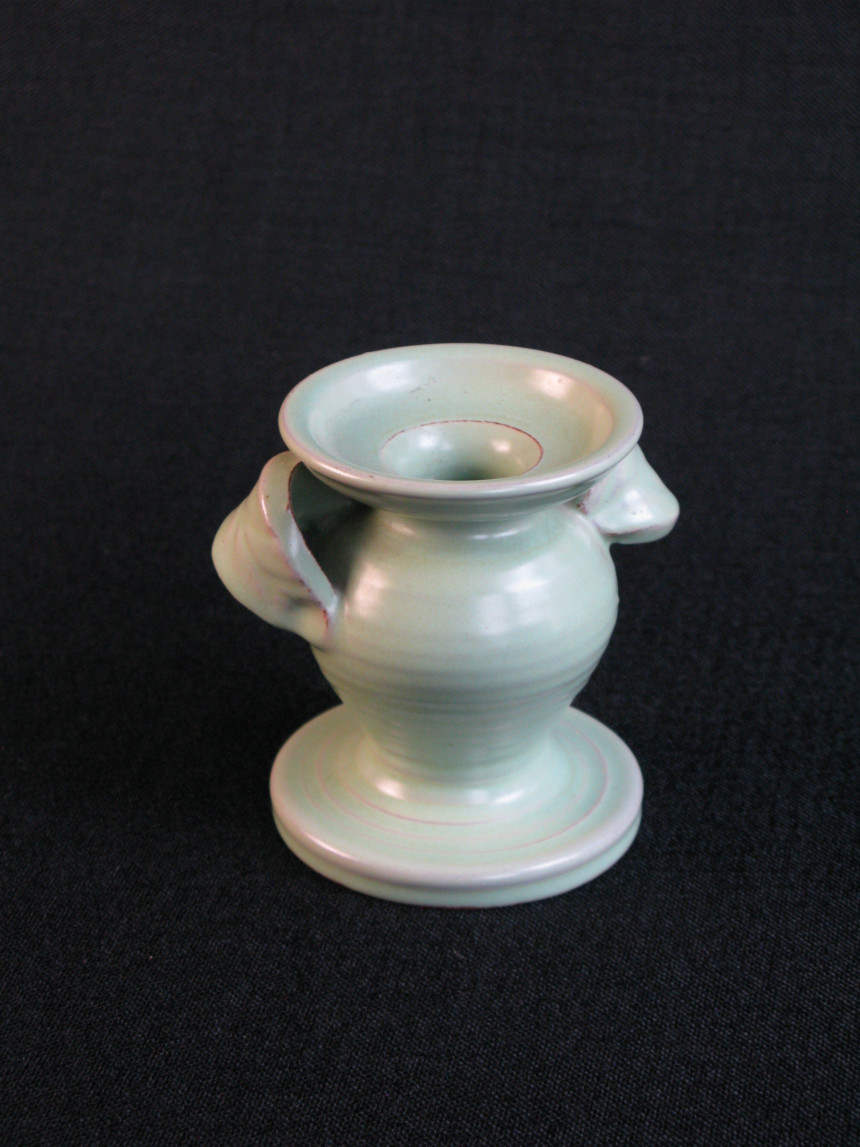 light green candle stick 32