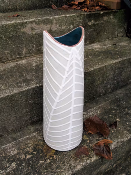 large fossil vase 4131