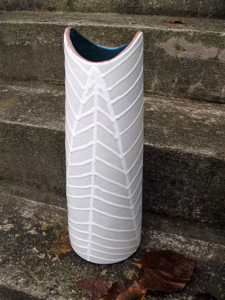 large fossil vase 4131