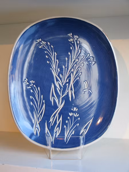 plant relief plate 103