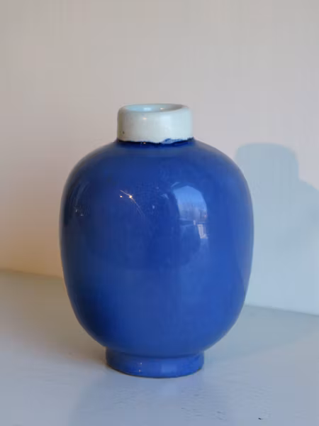 blue/white vase 396