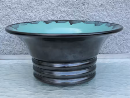 black/green bowl 136