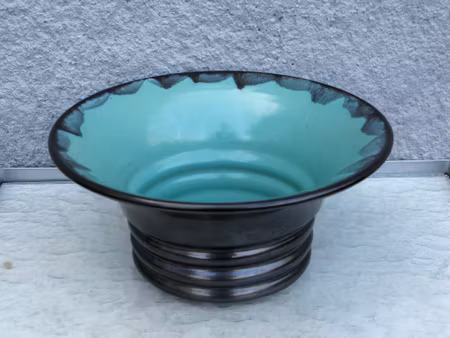 black/green bowl 136