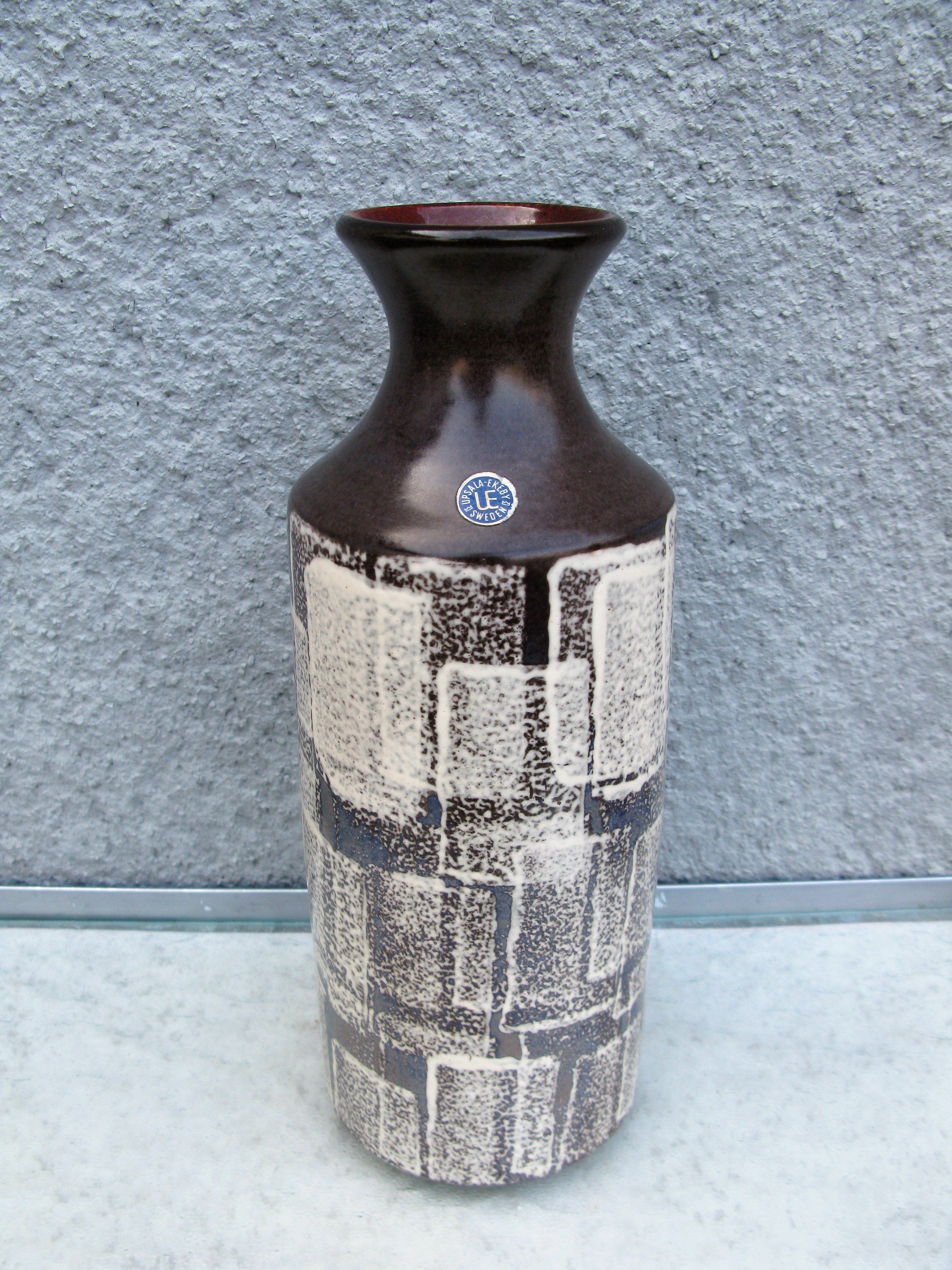 tina vase 4544