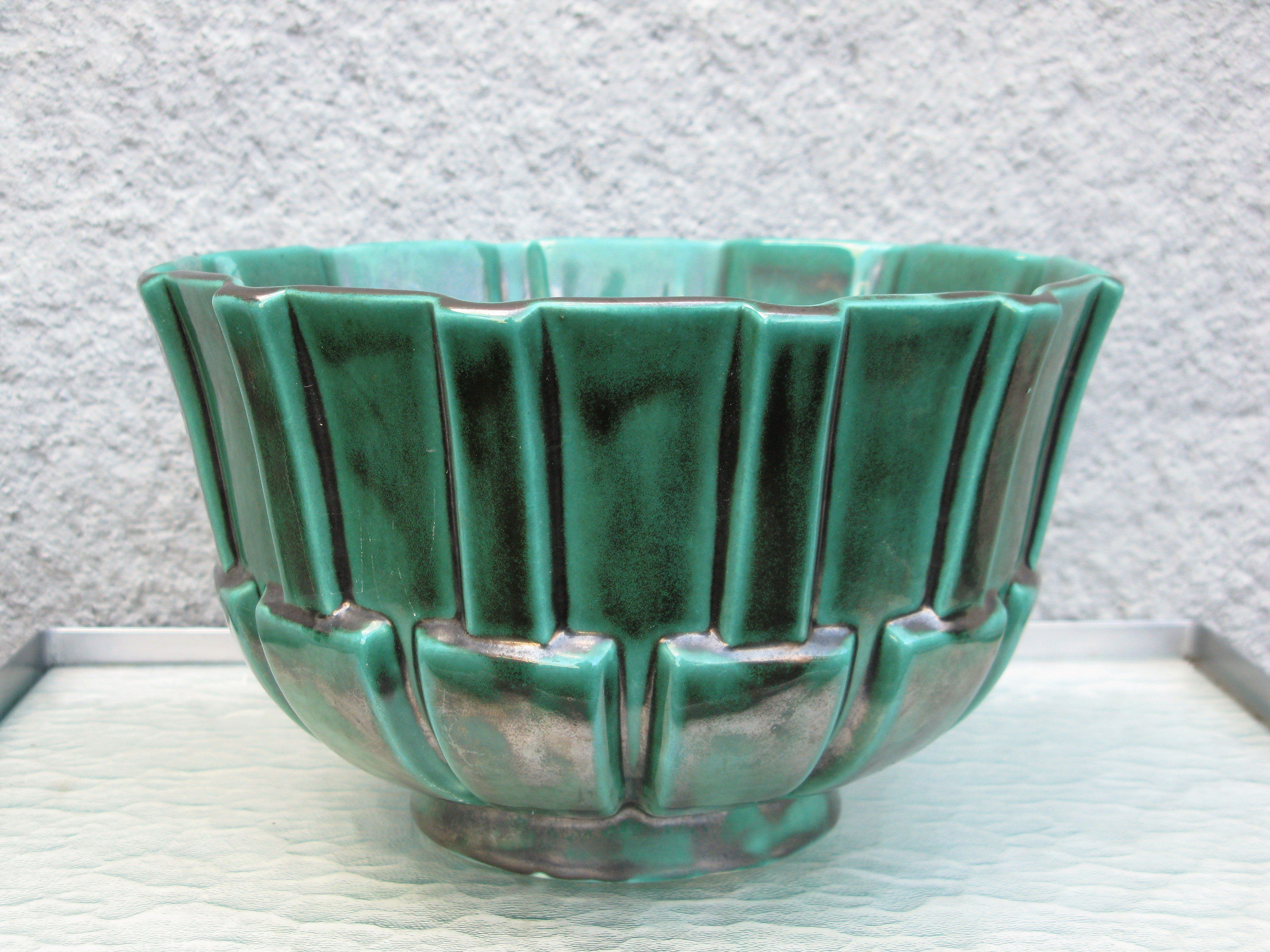 green bowl 3054