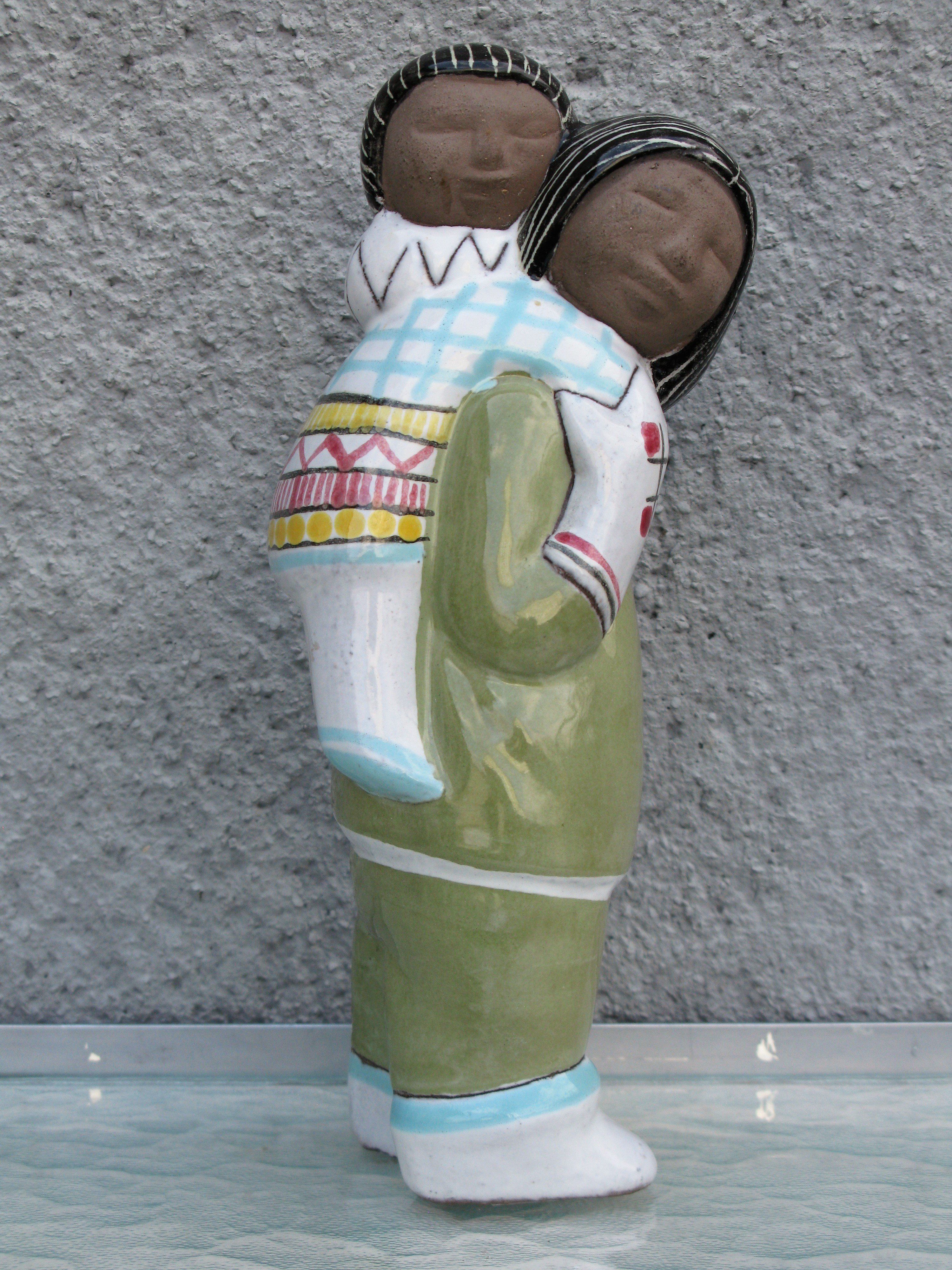 eskimo with child 4295