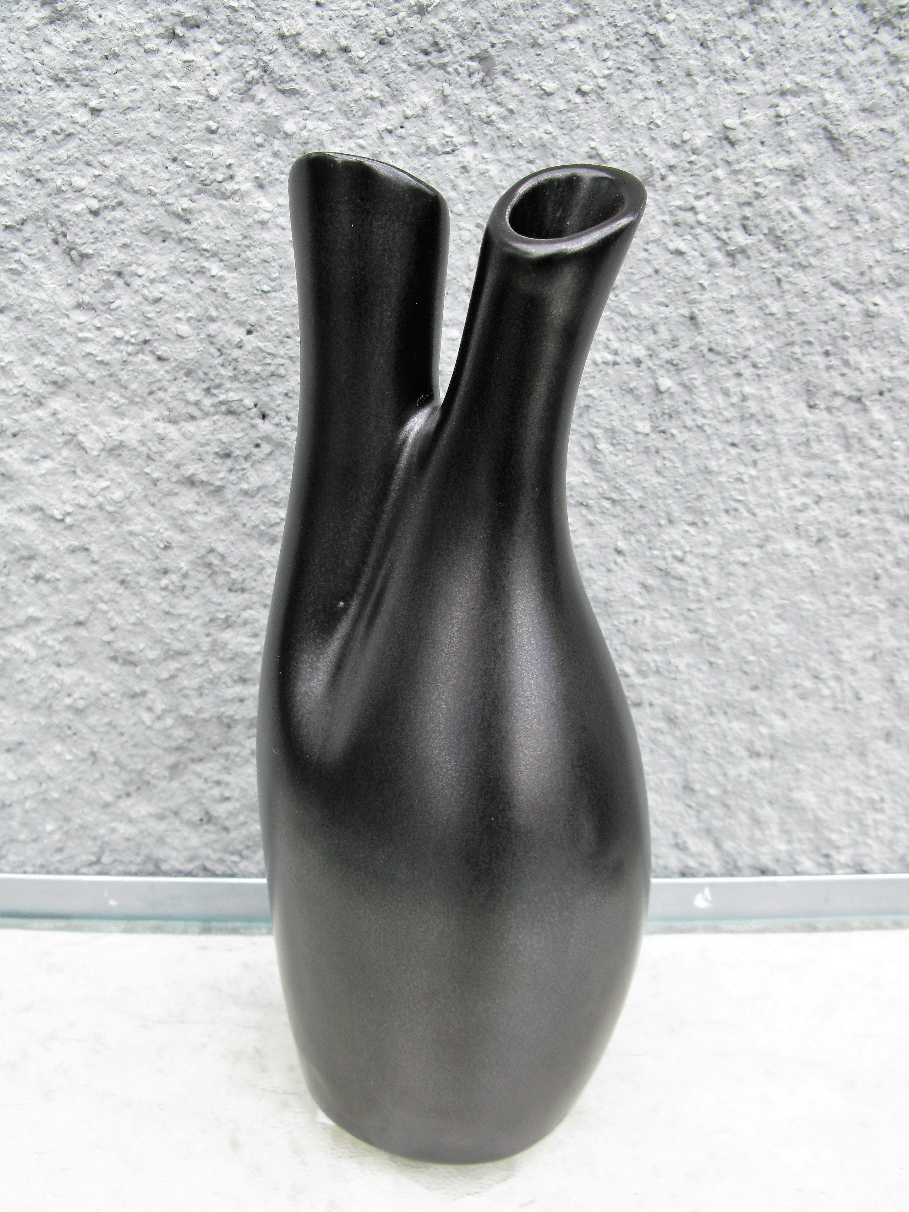 mangania vase m26