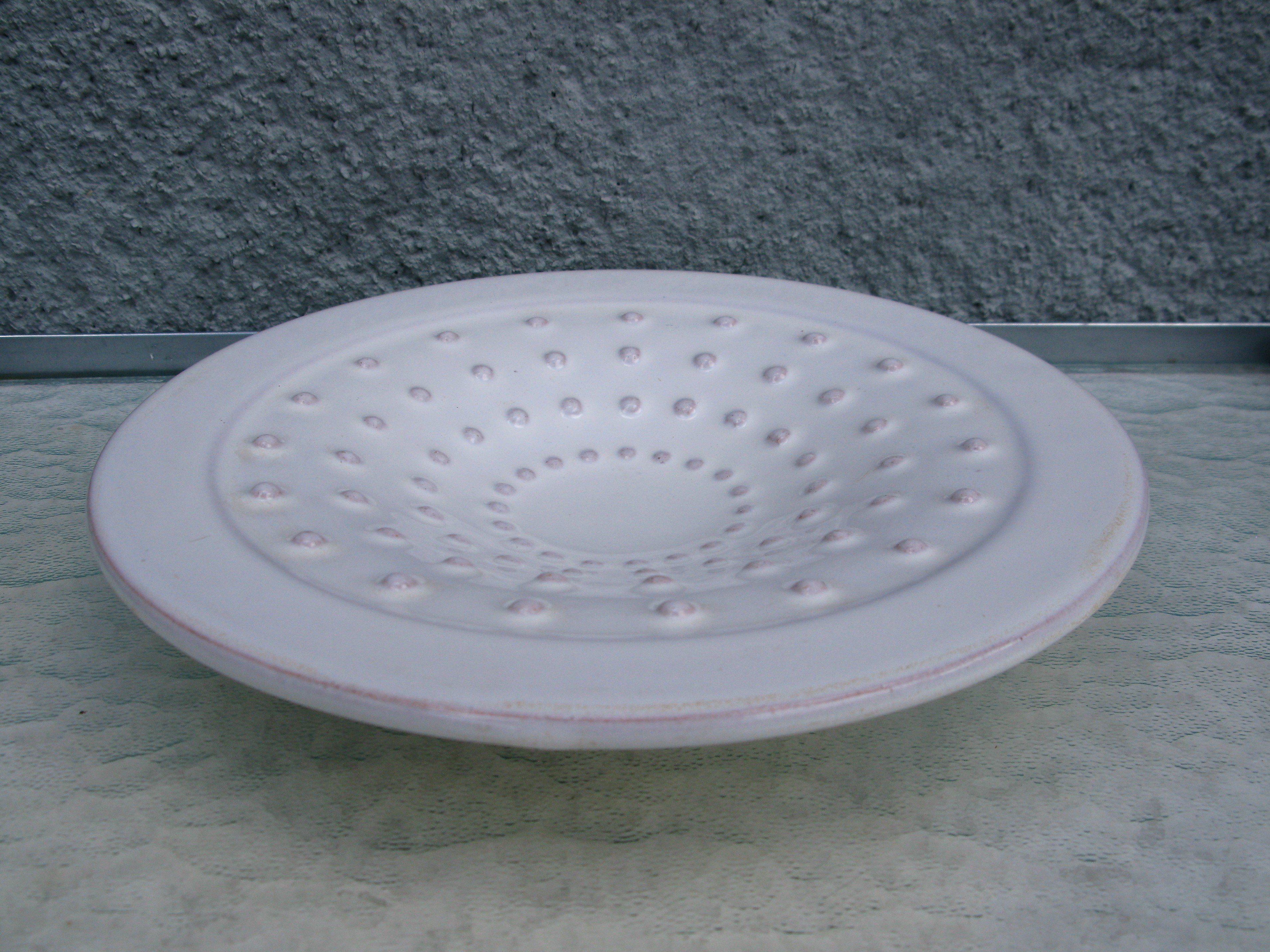 white plate 205