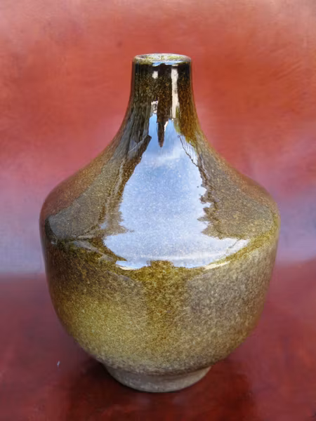 brownish vase 4009