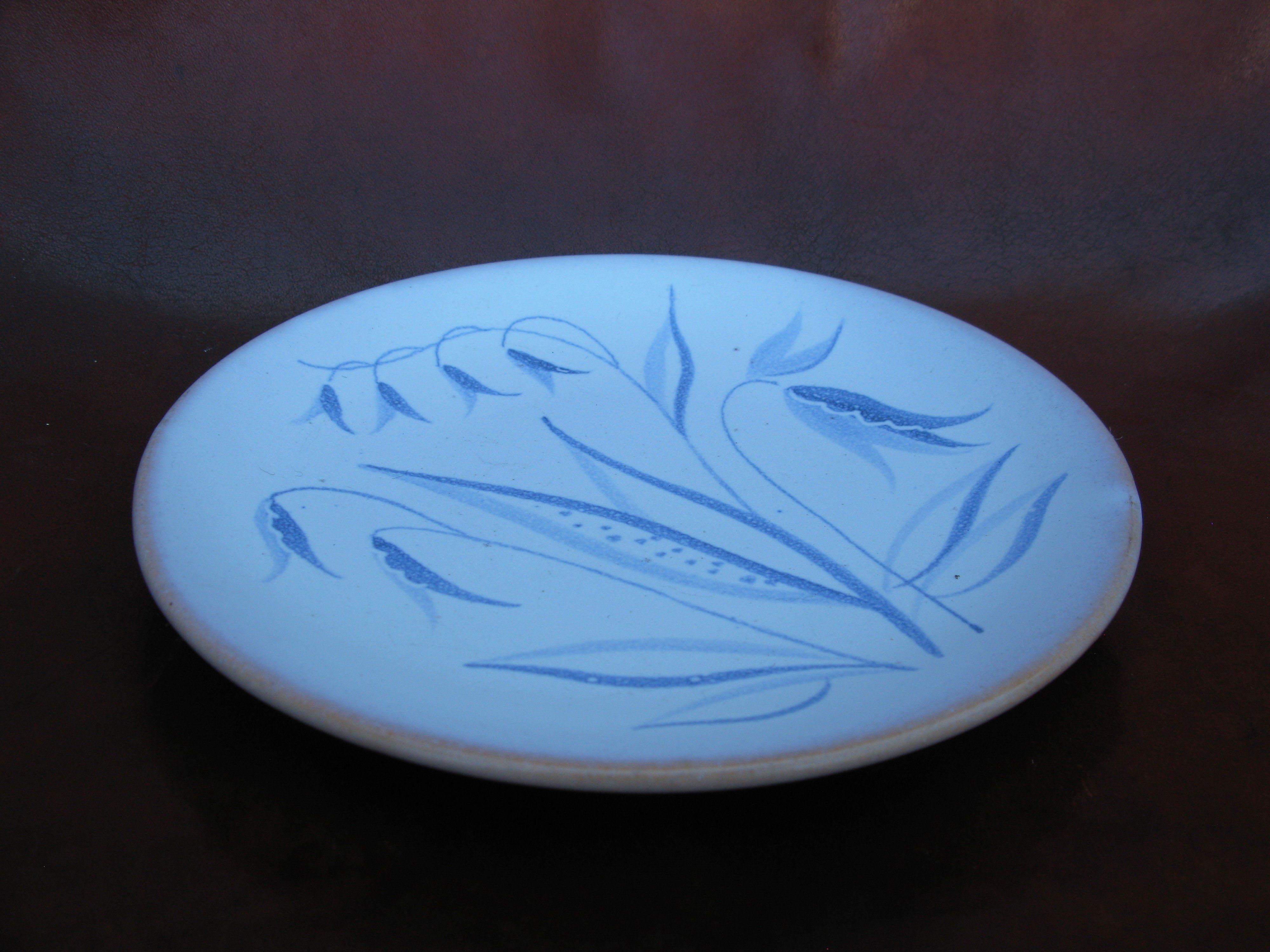 blue flora small plate 1