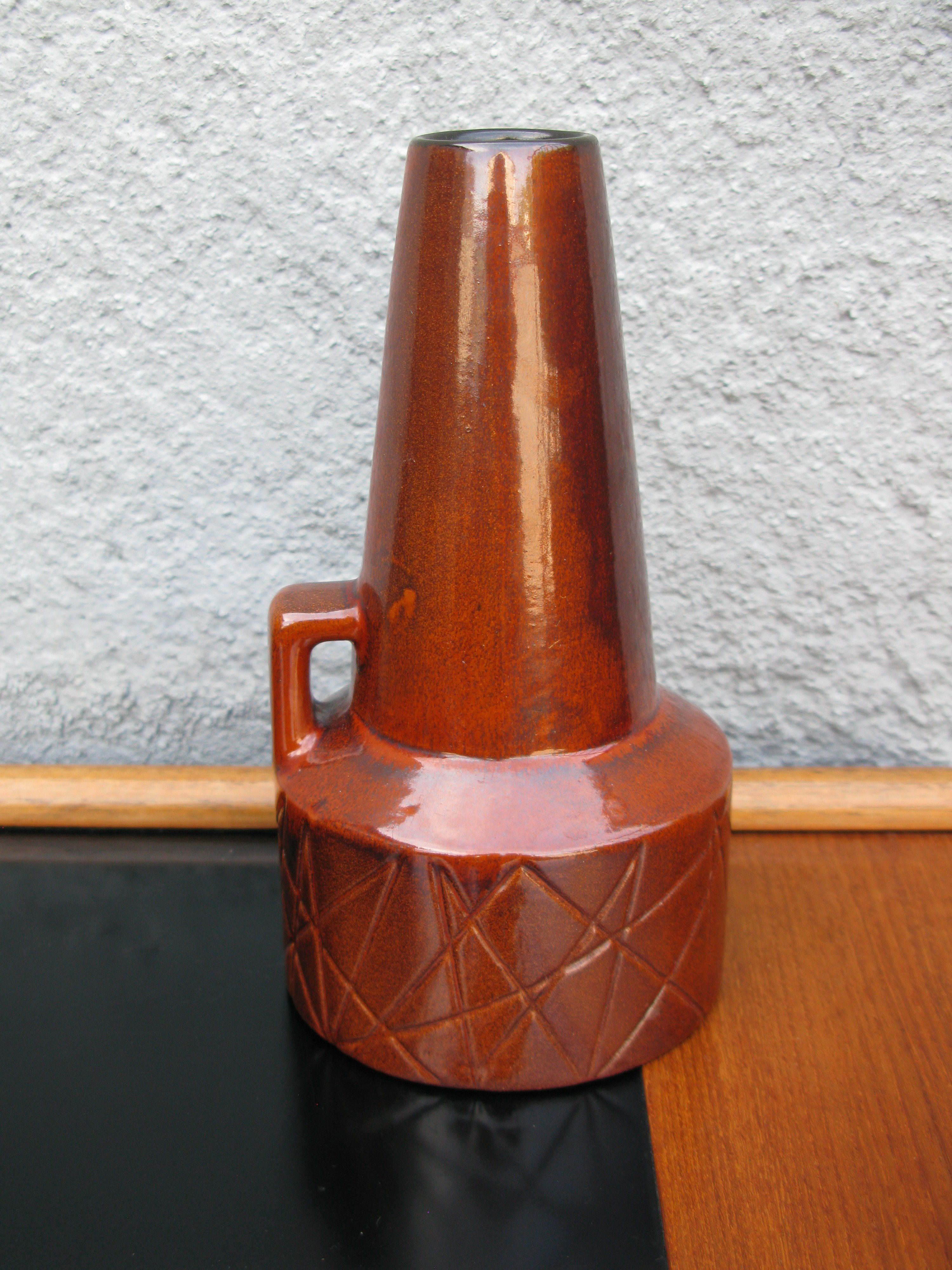 kastanj vase 2566