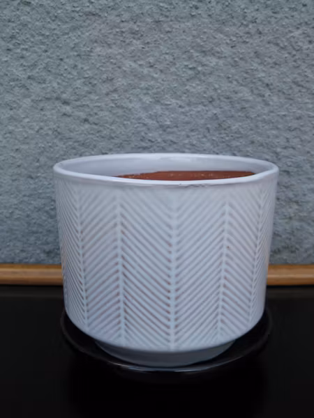 white ga flowerpot nr 3