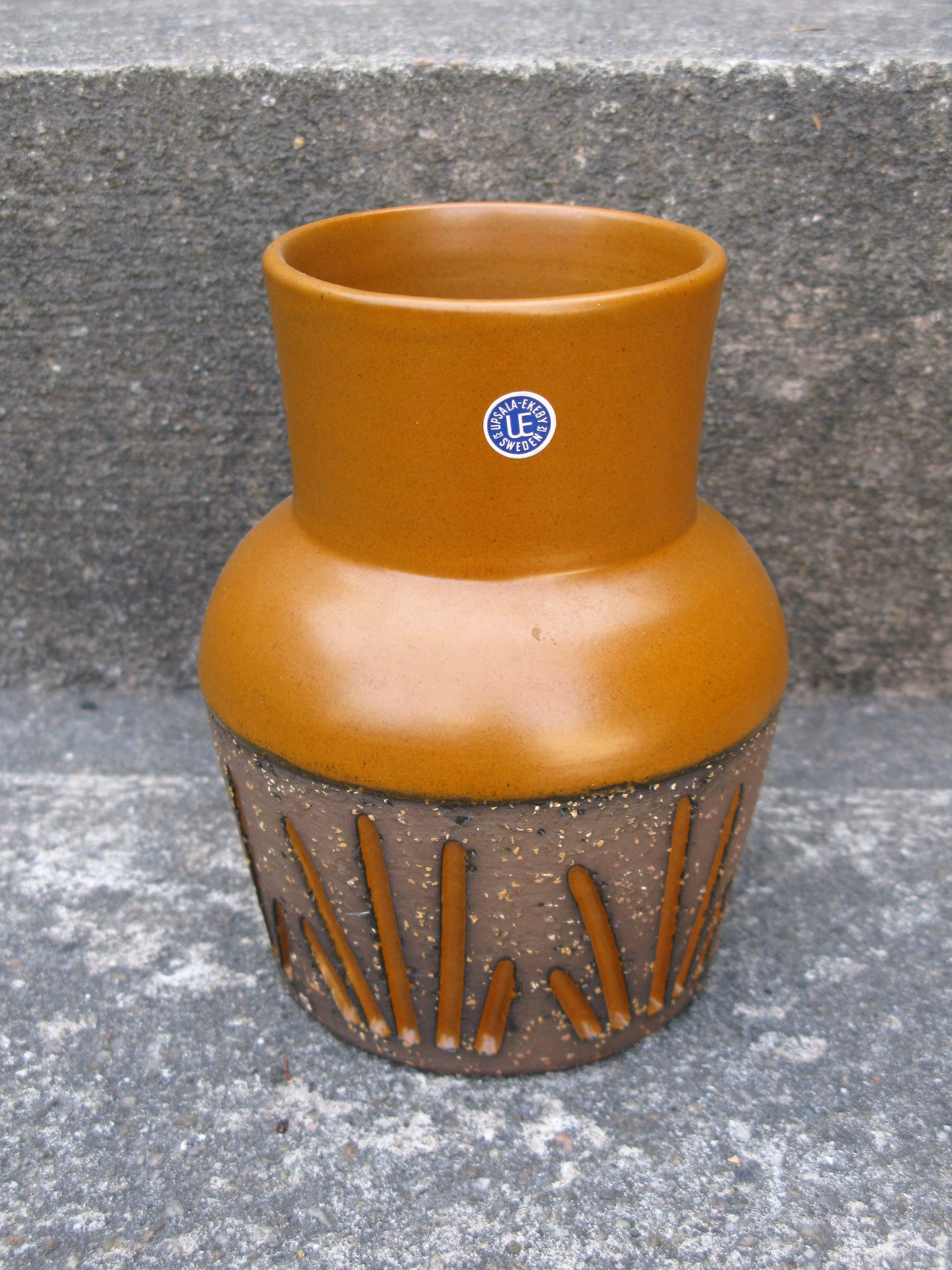 orange tokyo vase 4077m