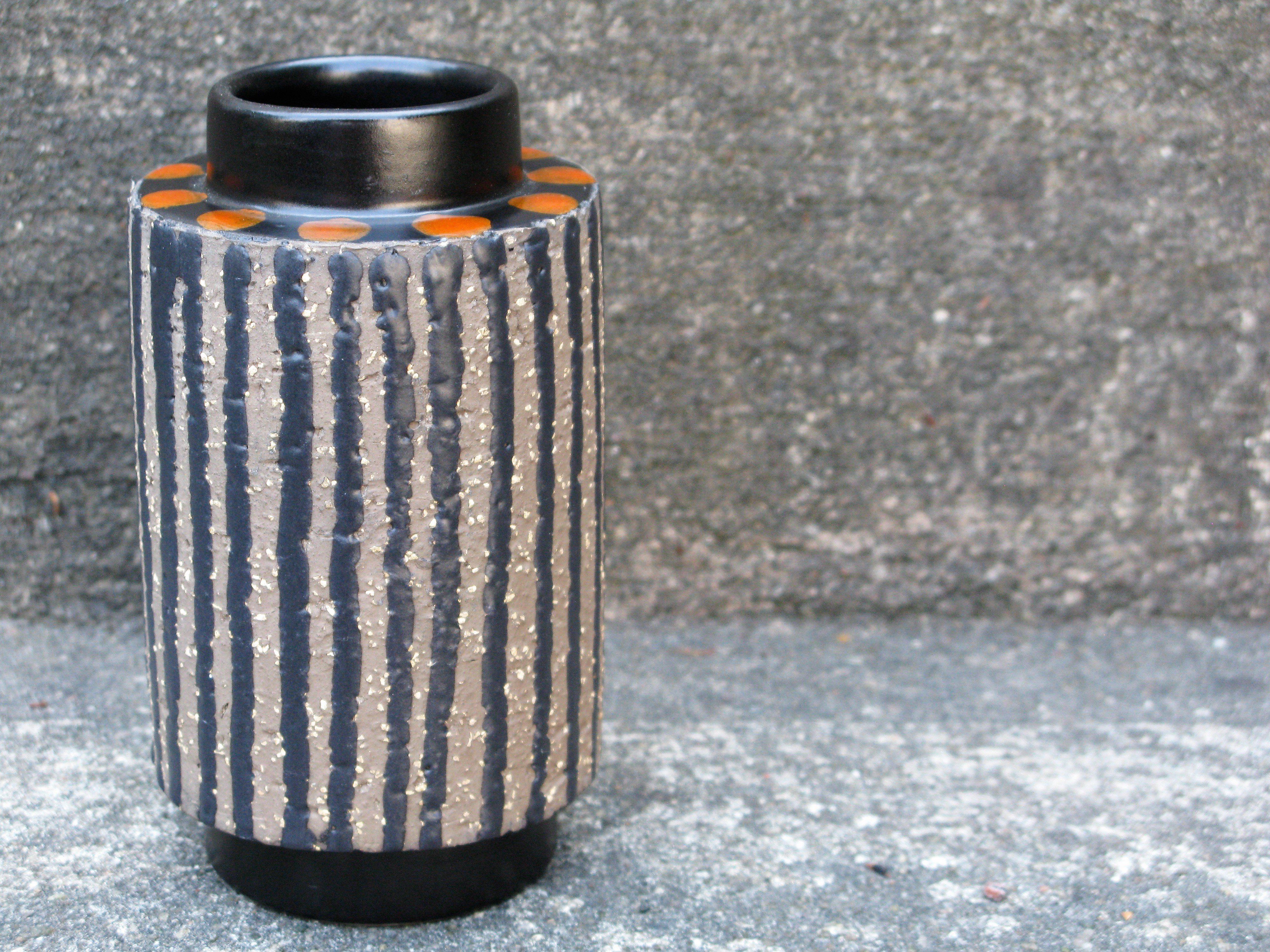 orange ringo vase 5058m