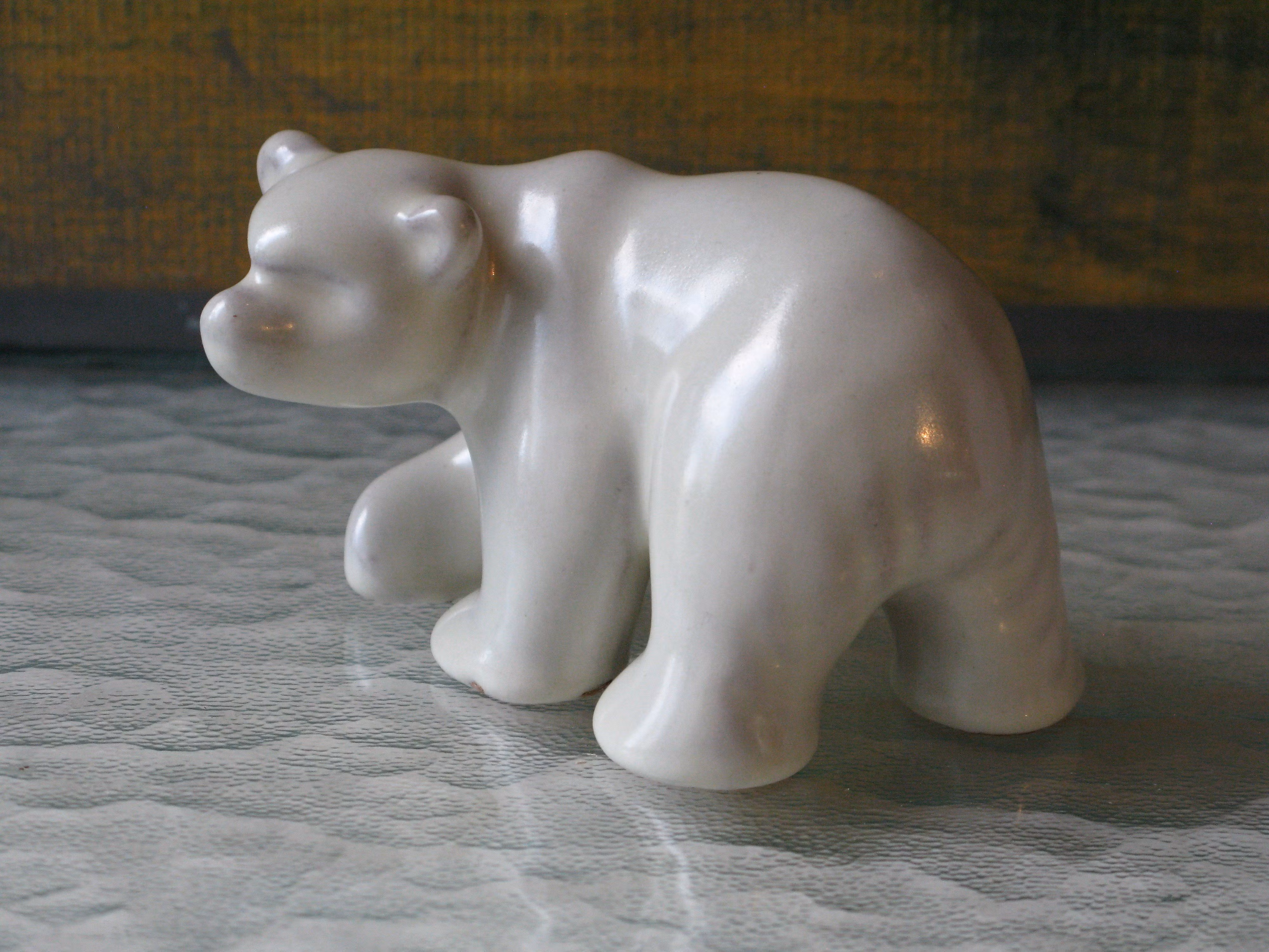 white bear 72