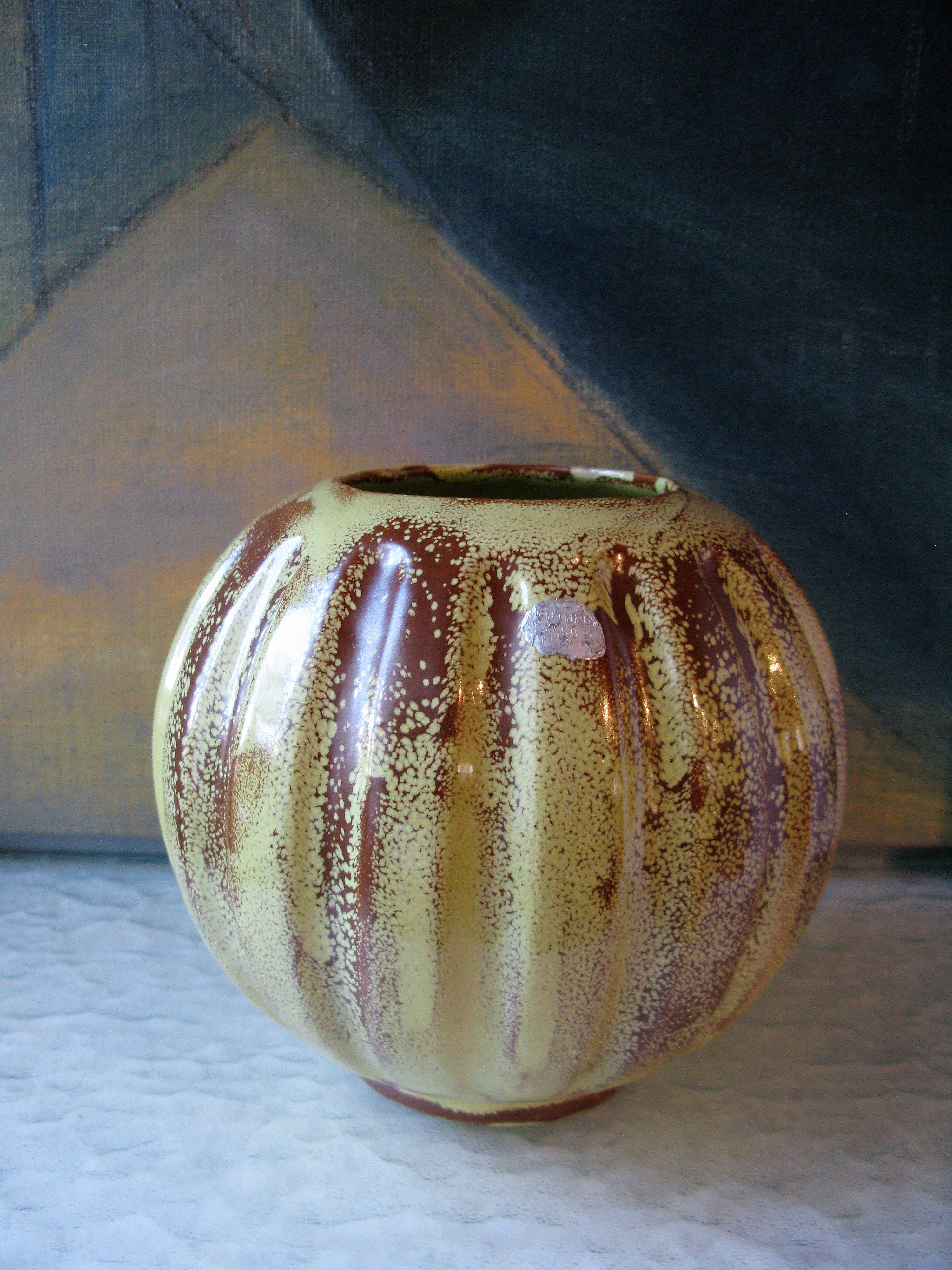 Futurum vase