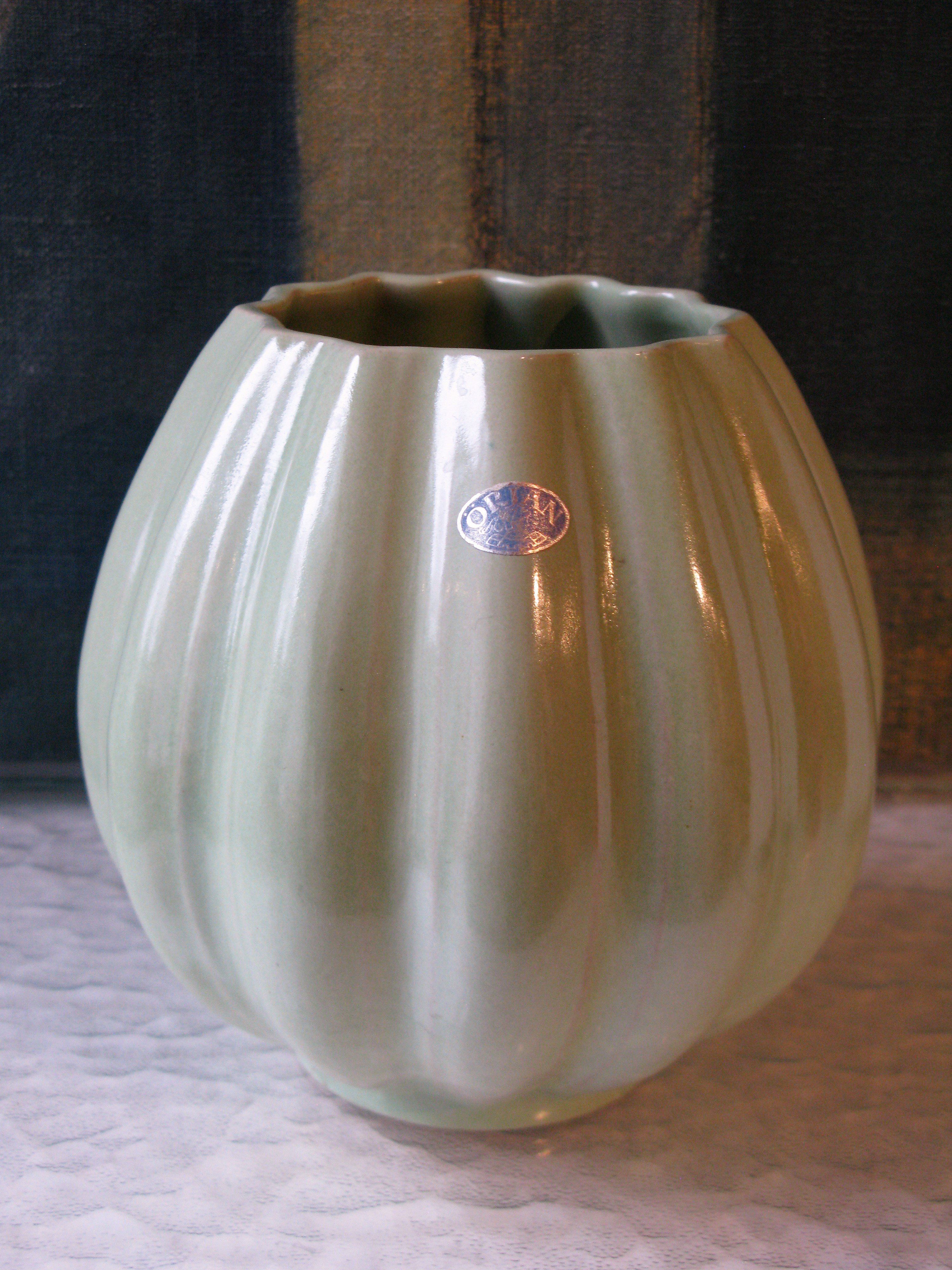 örjan green vase