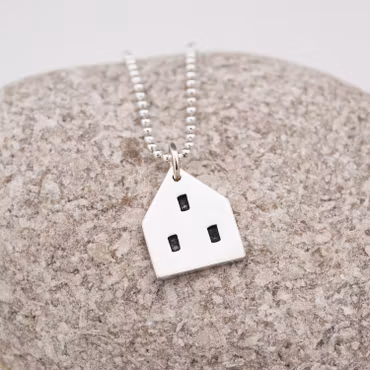 Gotlandshus, halssmycke i silver