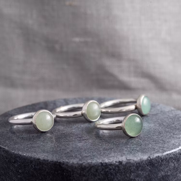 Silverring, infattad sten, grön aventurin