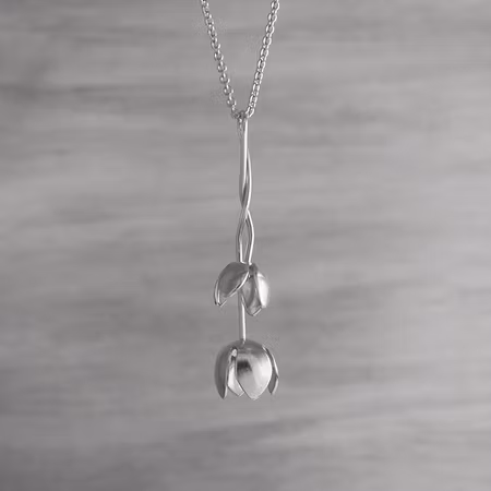 Två blomklockor, halssmycke i silver
