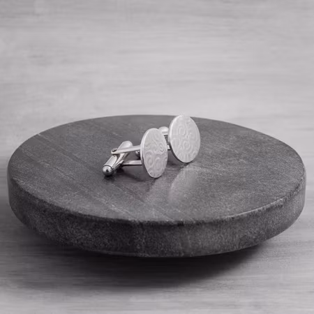 Cirkel med virvelmönster, manschettknappar i silver