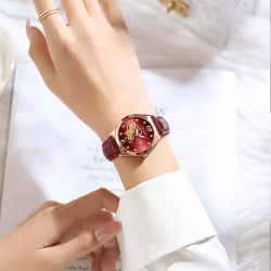 Guld Klocka Dam med Läderarmband