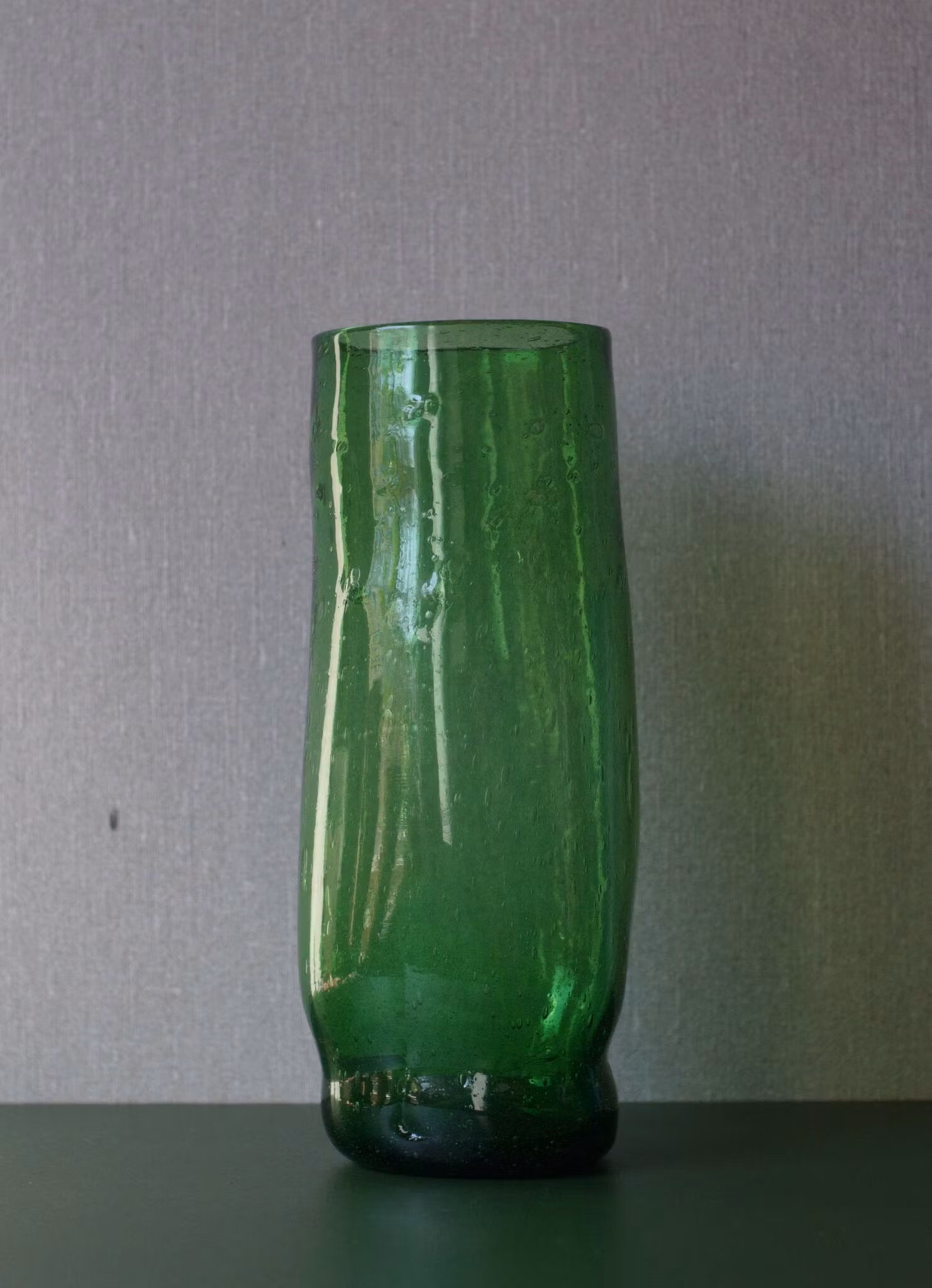 Vas i återvunnet glas