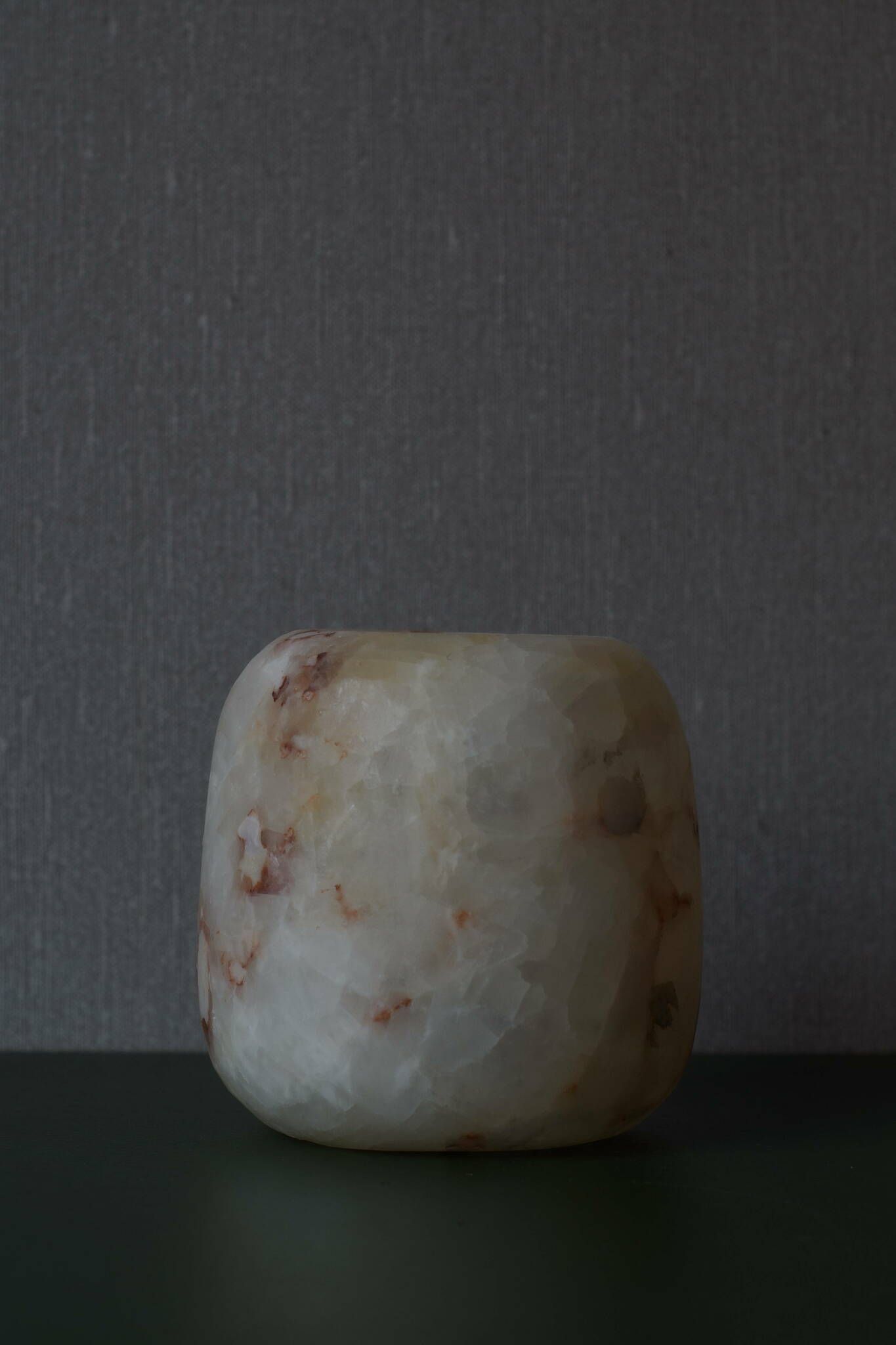Ljuslykta alabaster 10.5 cm
