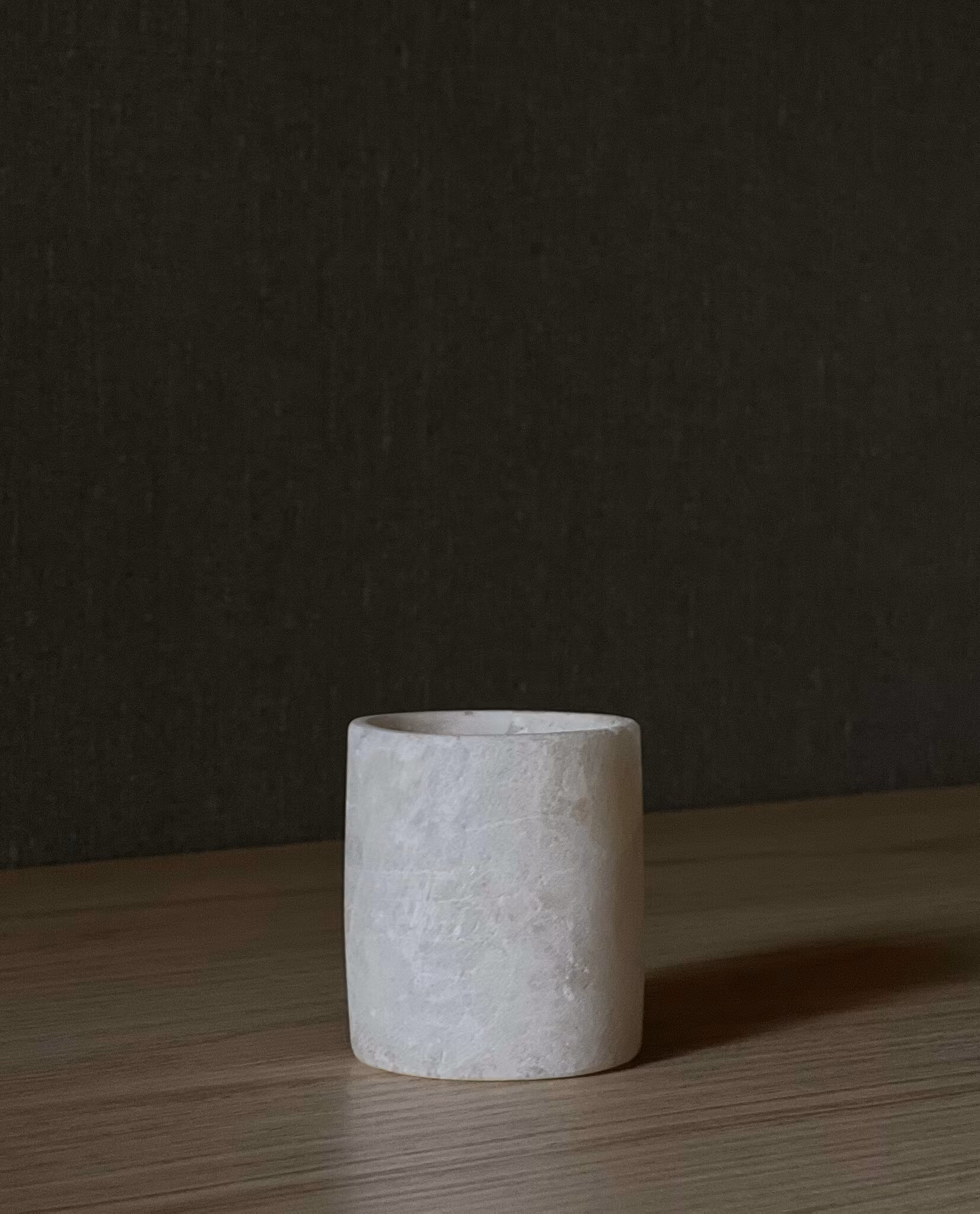 Ljuslykta alabaster 6 cm - helvit extra matt