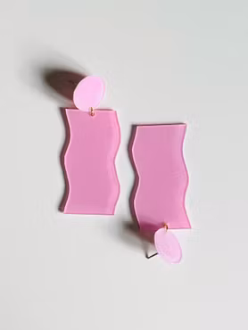 Utförsäljning: Blanka rosa örhängen