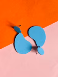 Blå matta örhängen