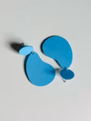 Blå matta örhängen