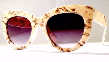 Solglas Amanda nr 5,, vit marmor