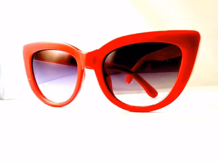 Solglas Amanda sol 1 röd