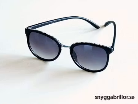 Solglasögon svarta Vega
