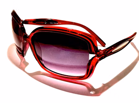 Solglas Nike, finns i 4 färger